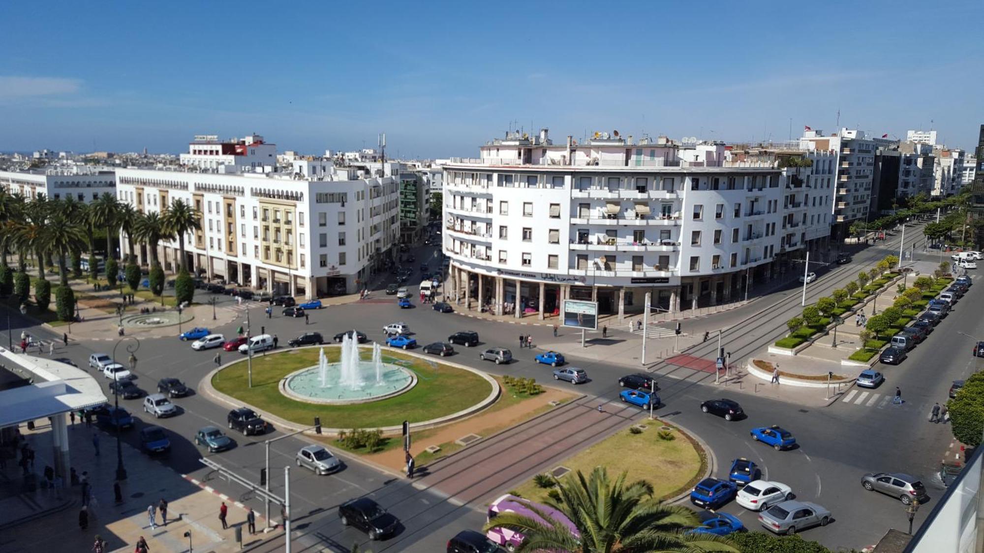 Appartement Agreable Avec 2 Tres Belles Terrasses Au Coeur De Rabat Bagian luar foto