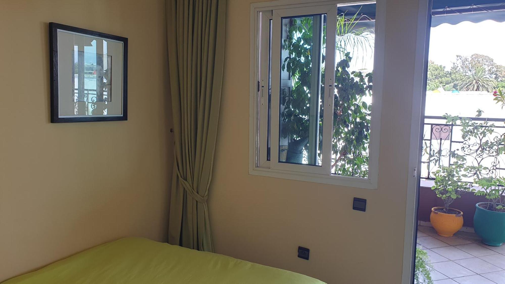 Appartement Agreable Avec 2 Tres Belles Terrasses Au Coeur De Rabat Bagian luar foto