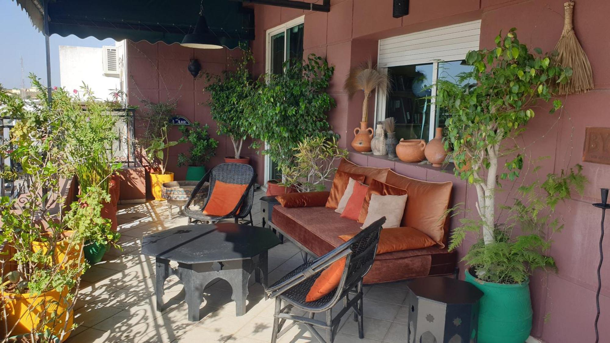 Appartement Agreable Avec 2 Tres Belles Terrasses Au Coeur De Rabat Bagian luar foto
