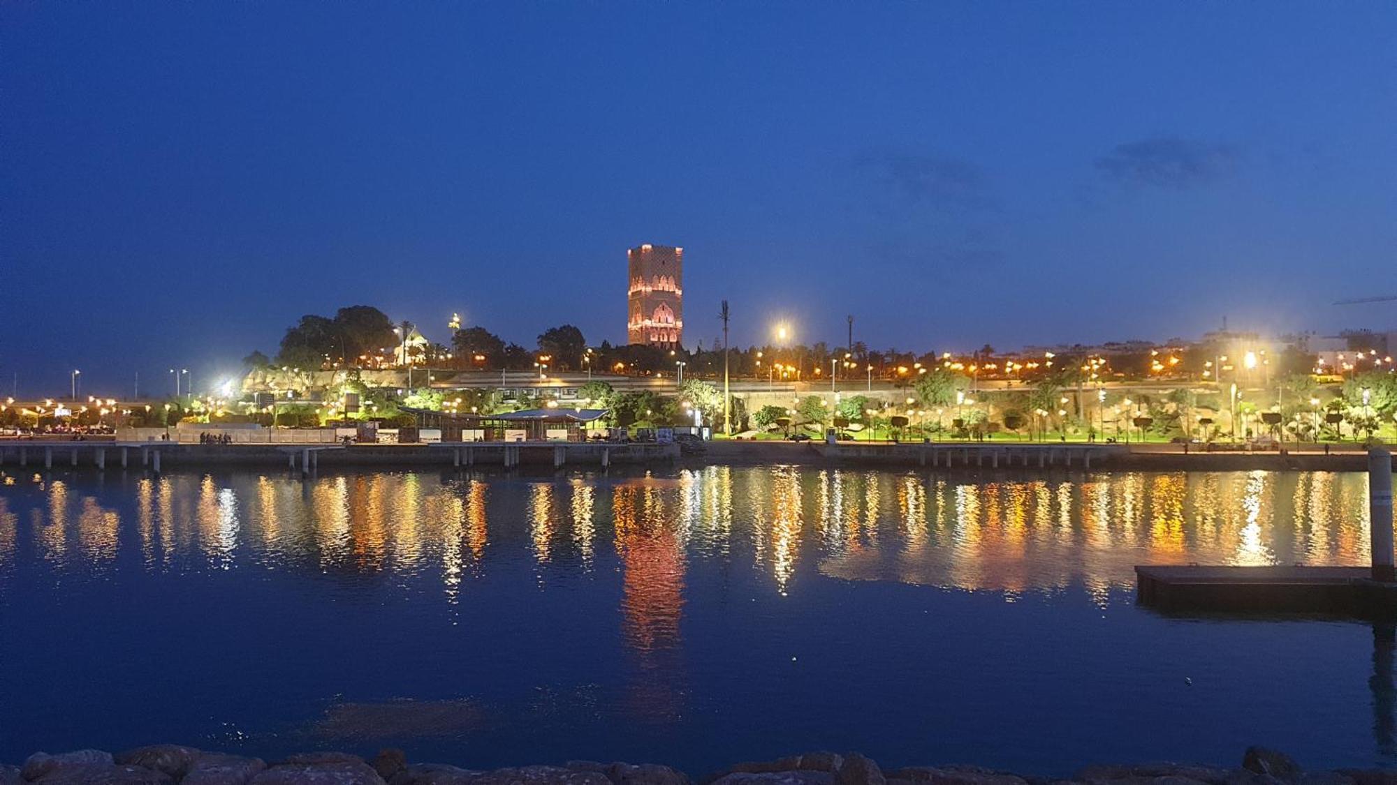 Appartement Agreable Avec 2 Tres Belles Terrasses Au Coeur De Rabat Bagian luar foto