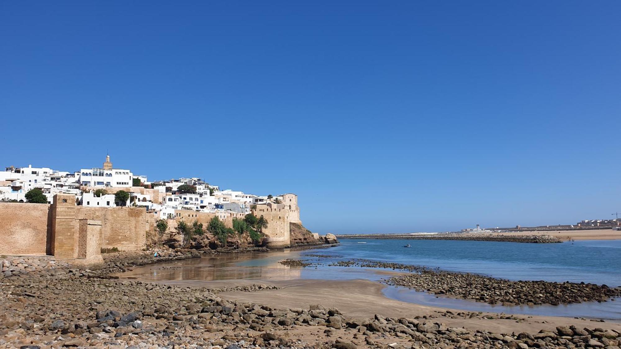 Appartement Agreable Avec 2 Tres Belles Terrasses Au Coeur De Rabat Bagian luar foto